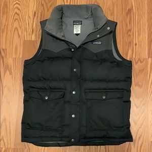 Patagonia men’s small down vest